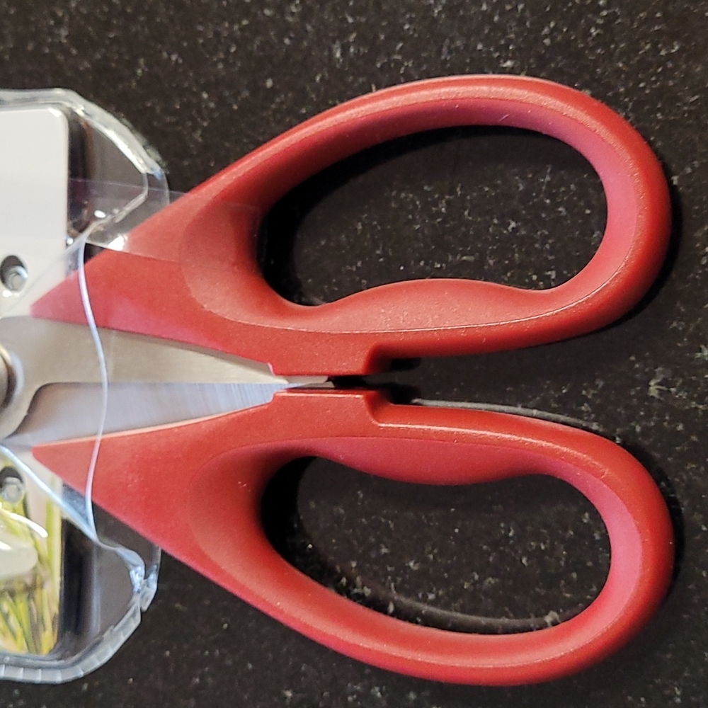 KitchenAid Utility Shears - Picture 4 of 5